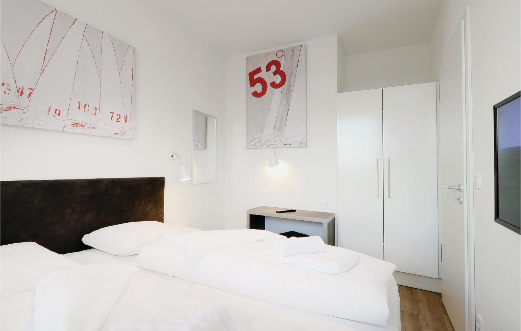 Cozy Apartment In Luebeck Travemuende With Sauna エクステリア 写真