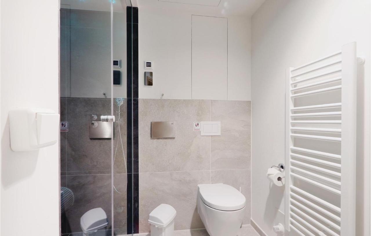 Cozy Apartment In Luebeck Travemuende With Sauna エクステリア 写真